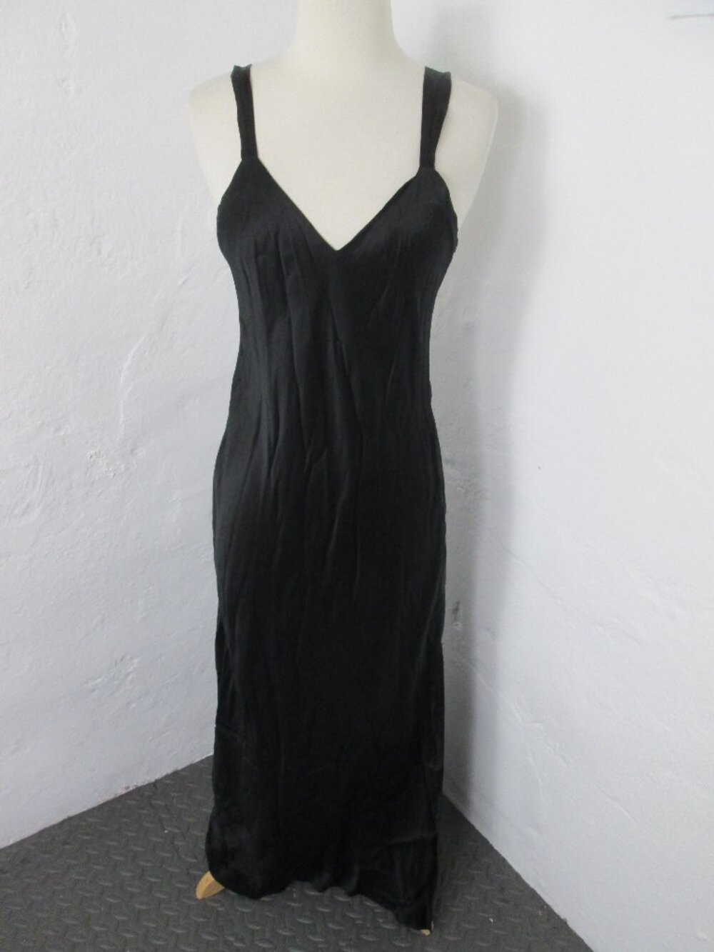 Vintage SAKS FIFTH AVENUE Women's S Black 100% Silk Long Maxi Slip Dress Gown